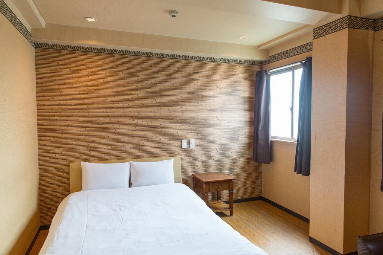 Uehonmachi Plaza Hotel (Adults Only) 오사카 외부 사진