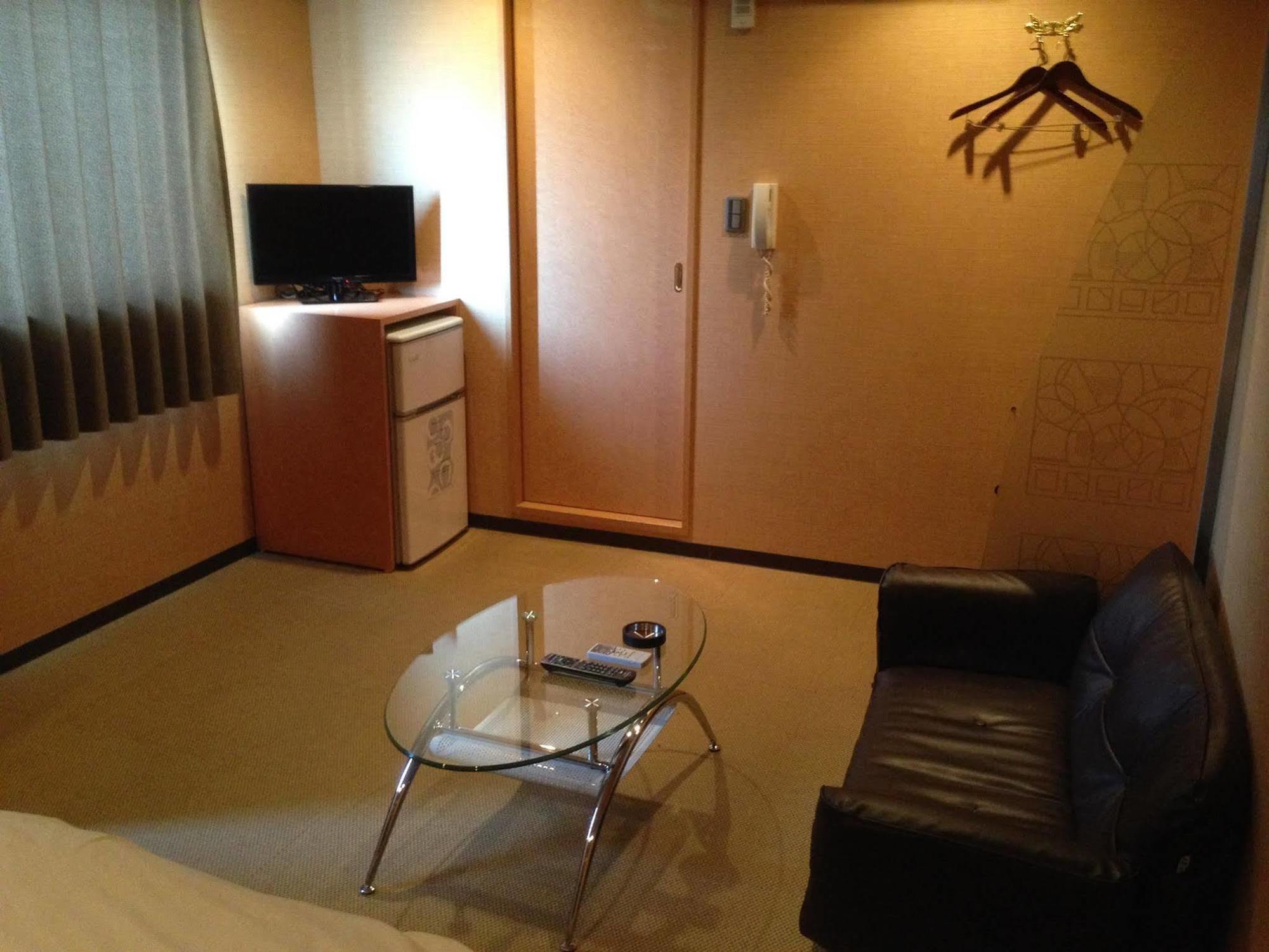 Uehonmachi Plaza Hotel (Adults Only) 오사카 외부 사진