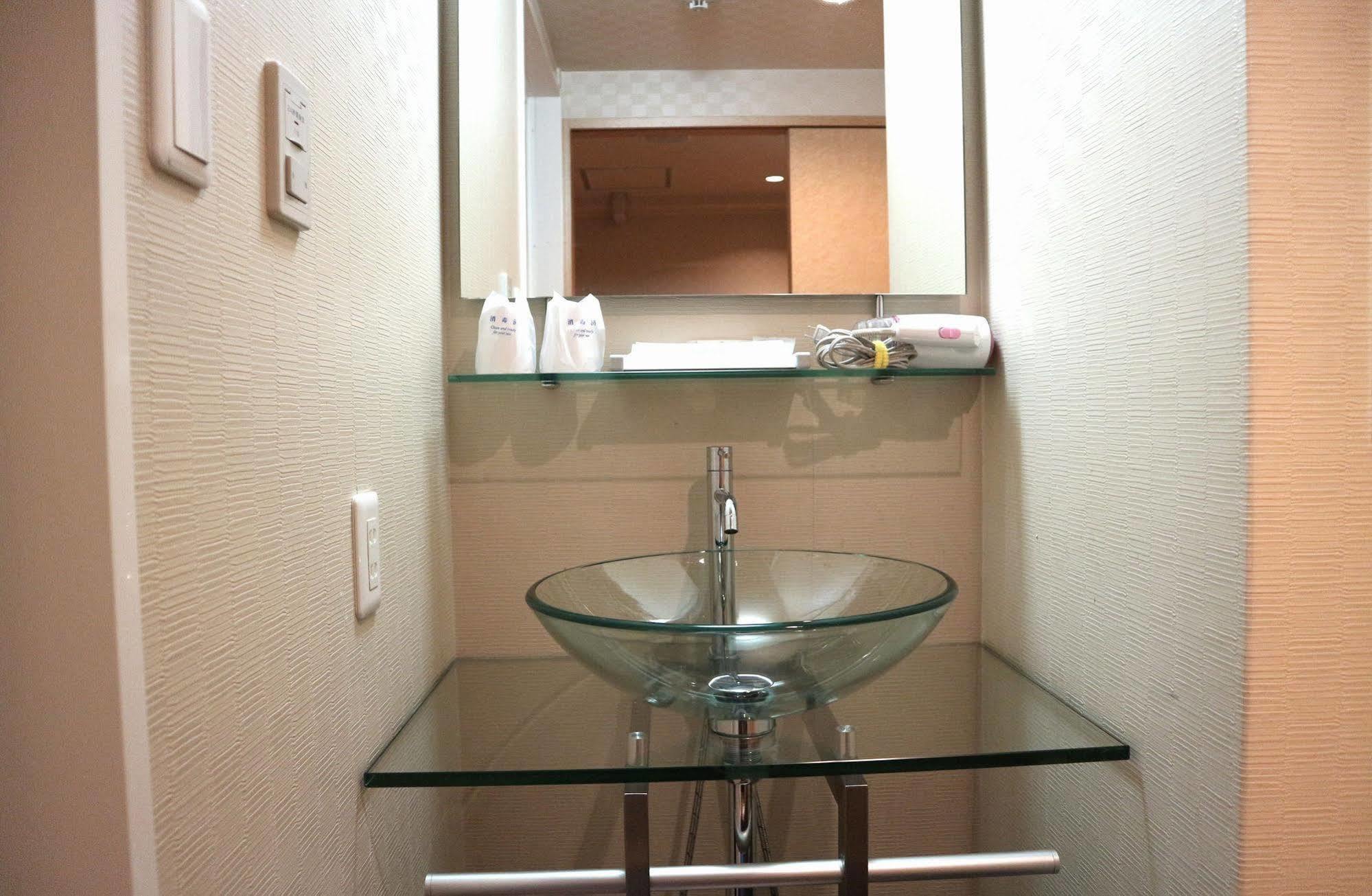Uehonmachi Plaza Hotel (Adults Only) 오사카 외부 사진